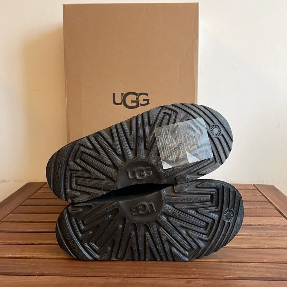UGG Kids' Classic Tall II Boots Black USA Big Kid Size 4Y/UK 3/EU 36(MSRP$180)